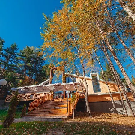 Saint Constantine Mountain Retreat Hotel 2*